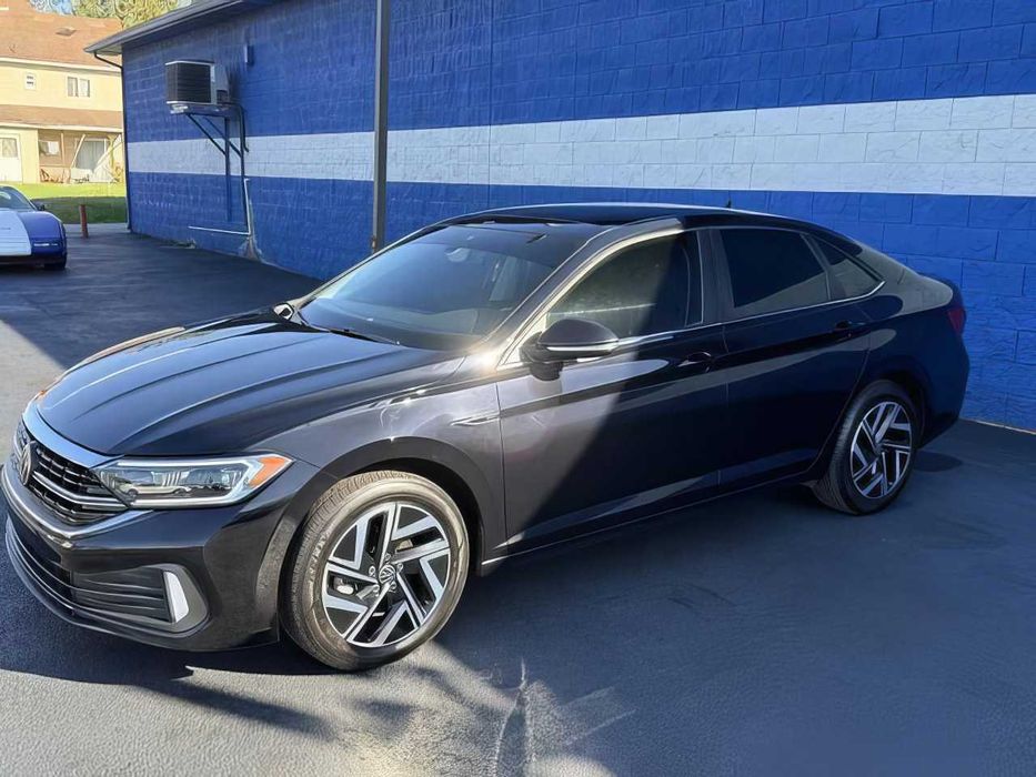 Volkswagen Jetta      2022