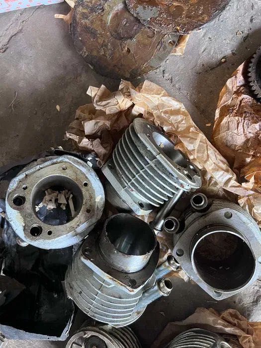 Цилиндры к мотоциклу Урал новые СССР