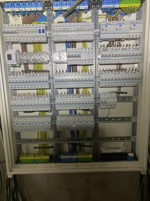 Електрик,синалізація, Відеоспостереження, Інвертори,Стабілізатори