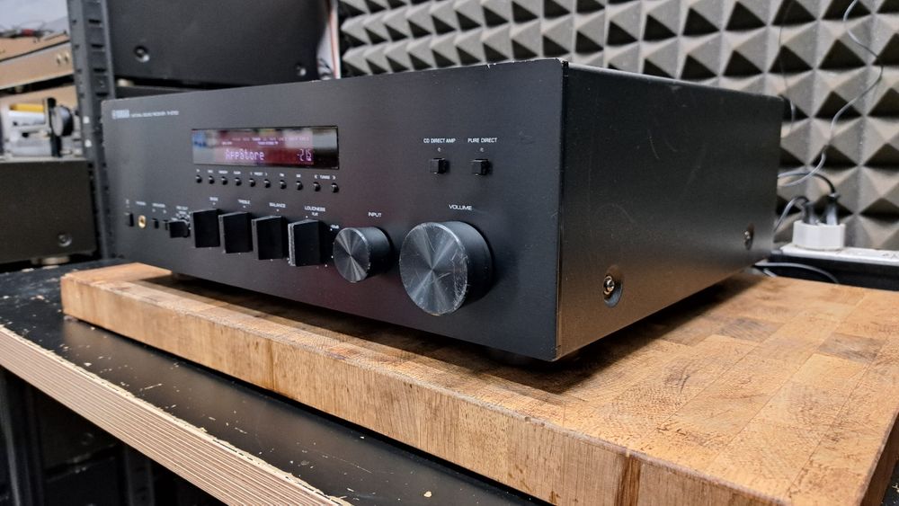 Amplituner Yamaha R-S700