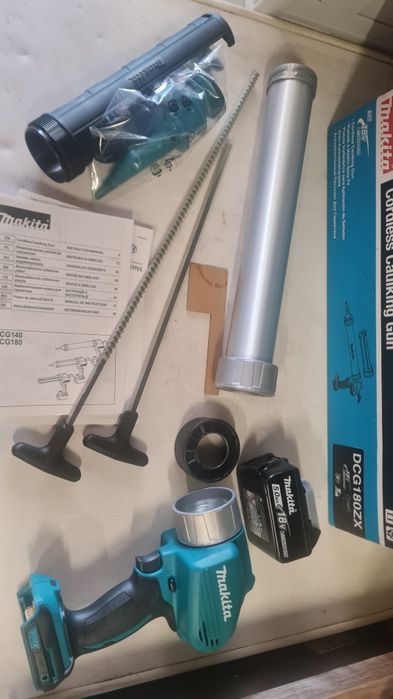 Zestaw makita opalarka+ pistolet do silikonu