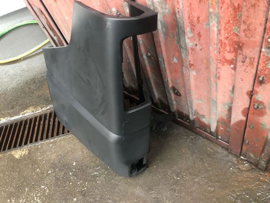 RENAULT TRAFIC CANTO PARA CHOQUES TRAS - PC584