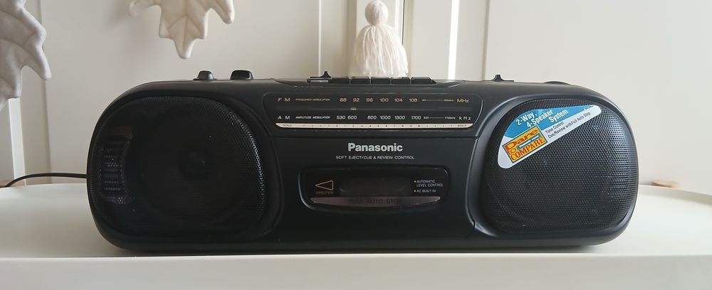 Vintage radiomagnetofon Panasonic model RX-FS430 z 1994 roku