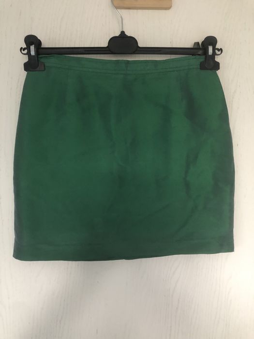 Zielona jedwabna spodniczka mini