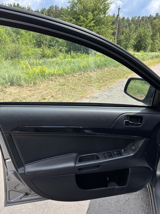 Mitsubishi Lancer 2014