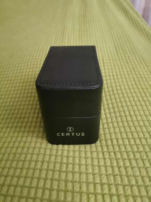 Relógio Certus preto com caixa
