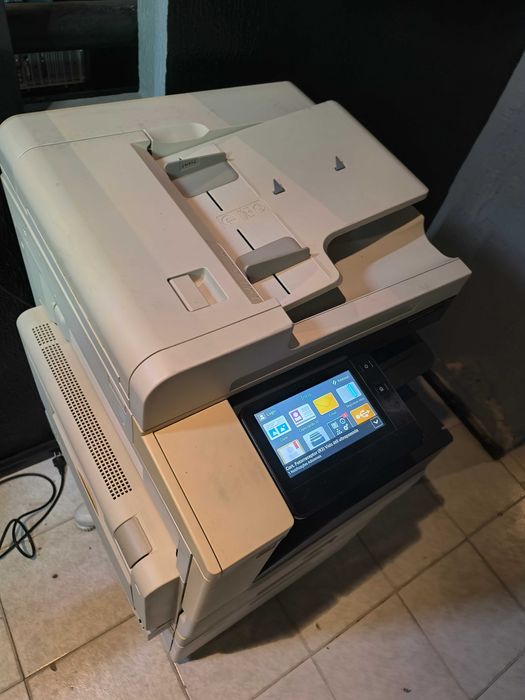 Impressora Multifunções Xerox VersaLink C7020