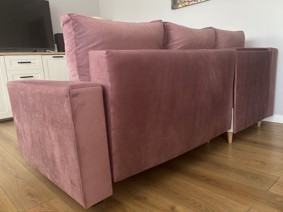 Pikowany narożnik z pojemnikiem i funkcją spania typu delfin