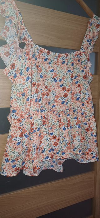 Bluzka na ramiączkach kwiaty r. 16 in the style