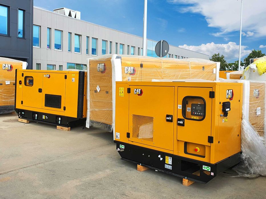 Agregat prądotwórczy CAT 33 kVA / 26,4 kW  DE33GC