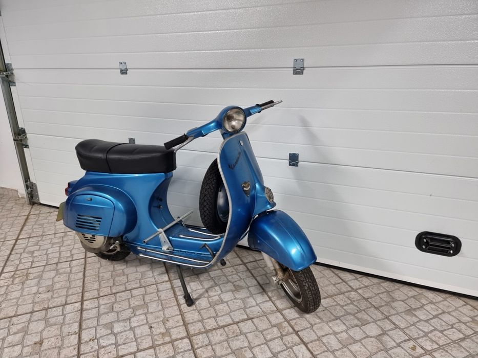 Vespa 50s em bom estado