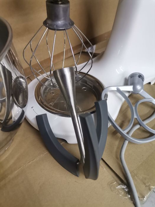 Robot planetarny Smeg SMF03