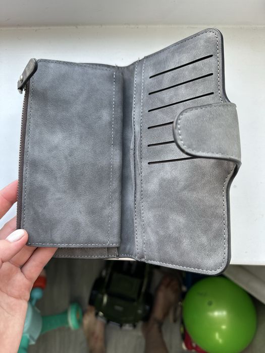 Жіночий гаманець