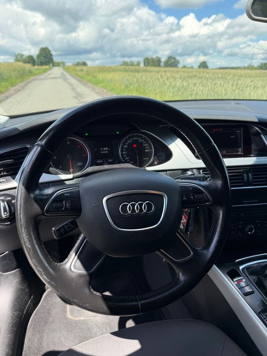 Sprzedam Audi A4 B8