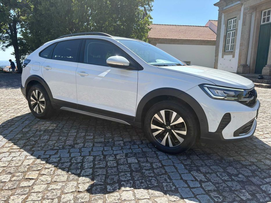Volkswagen Taigo 1.0 TSI 110 LIFE - 2023 - 45000 kms - gasolina - branco - estado impecável