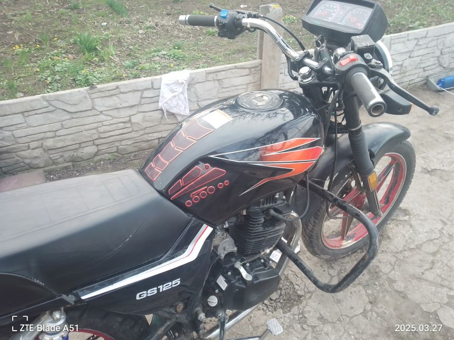 Продам или боминяю на скутер