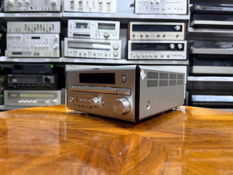Wieża Yamaha RDX-E700 uszkodzona, Audio Room