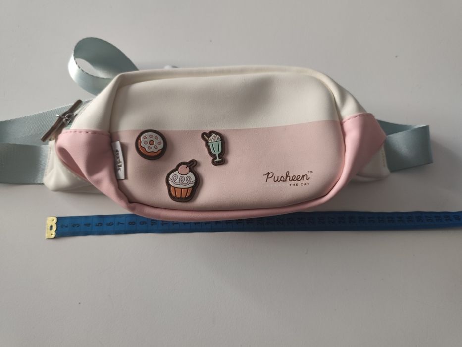 Nerka saszetka Pusheen