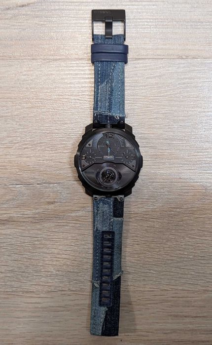 Часы Diesel DZ4309 Machinus DZ7381