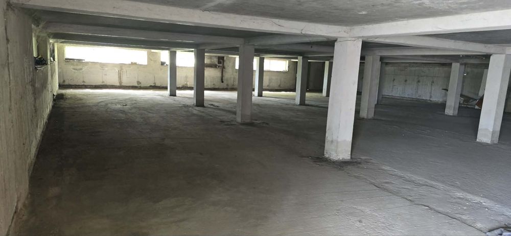 Wynajme hale okolo 200m2 magazyn
