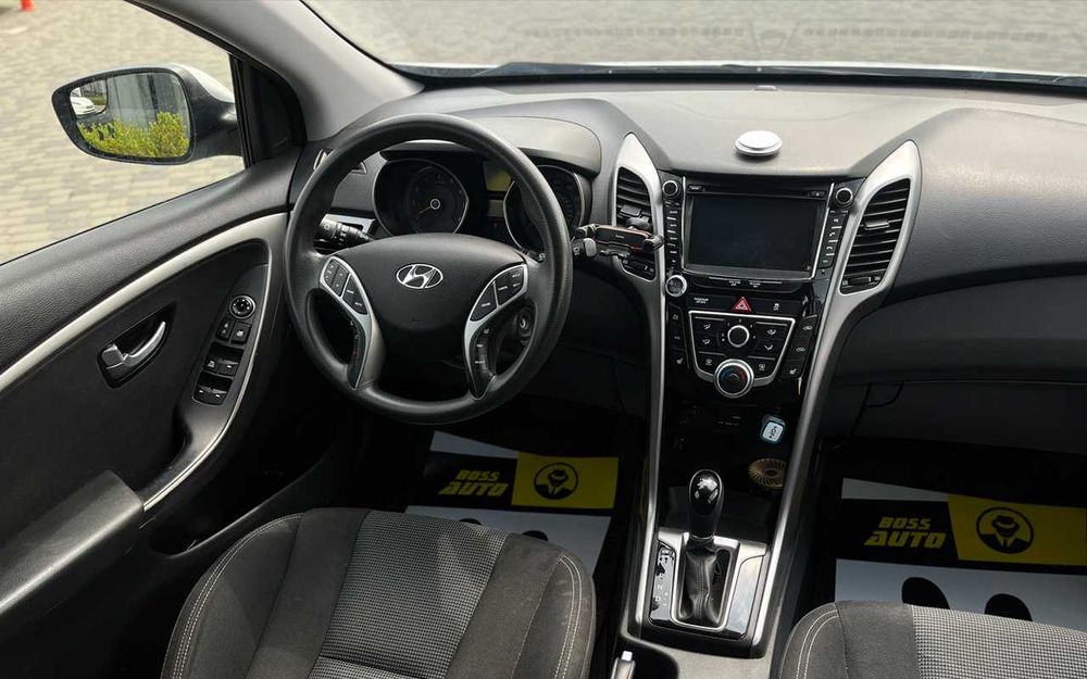 Hyundai Elantra 2016