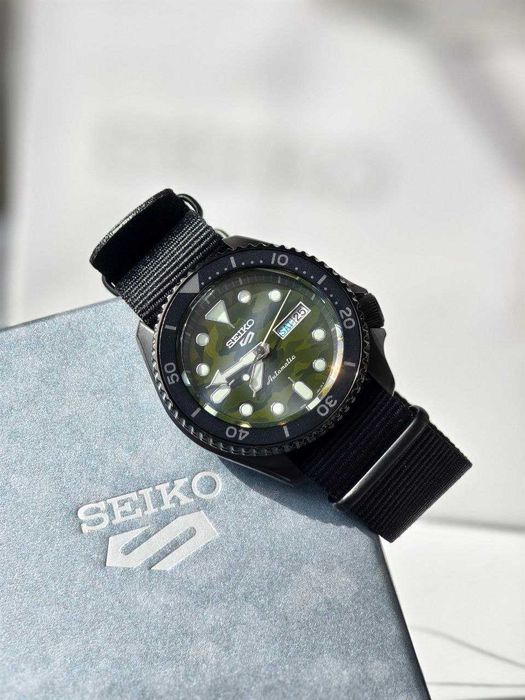 Годинник Seiko 5 Sports SRPJ37K1 Гарантія Новий