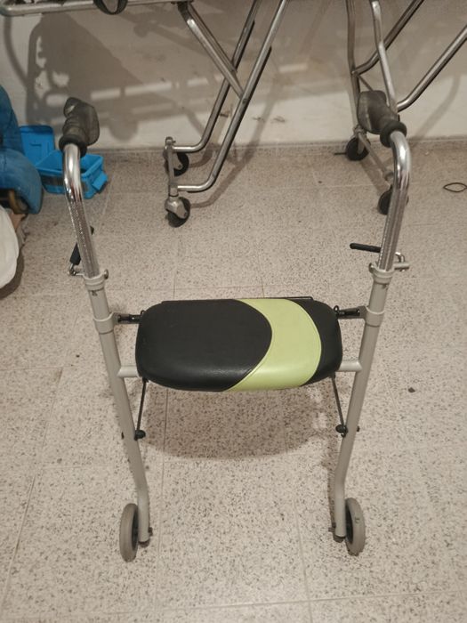 Vendo andarilho em bom estado