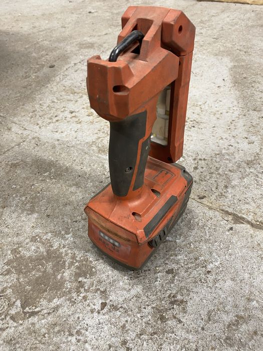 Latarka hilti sl2-22 b22 5.2 z baterią