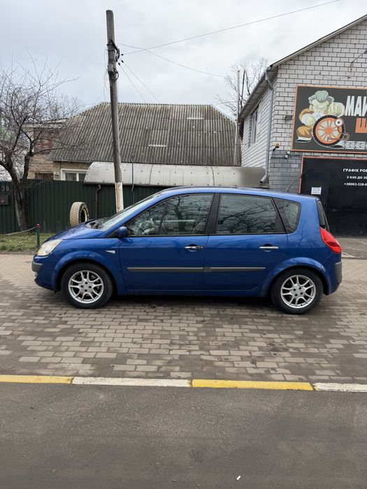 Renault Scenic 1.9 дизель механика 2007 год
