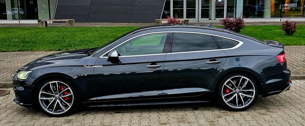Audi S5 Sportback Audi S5 Europa