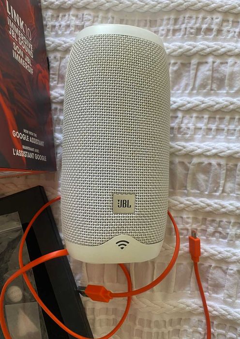 Coluna JBL Link 10 portátil com Google Assistant
