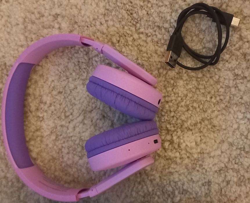 Auscultadores Bluetooth marca Philips em caixa para criança