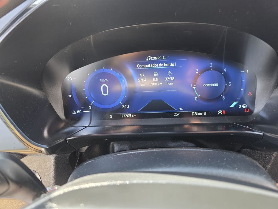 Vendo ford kuga como novo
