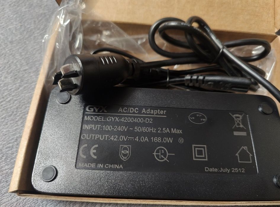 Ładowarka Bosch 36v 4A