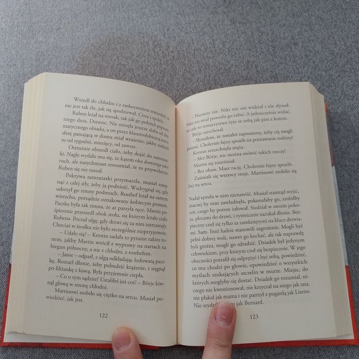 Morderstwa I woń migdałów