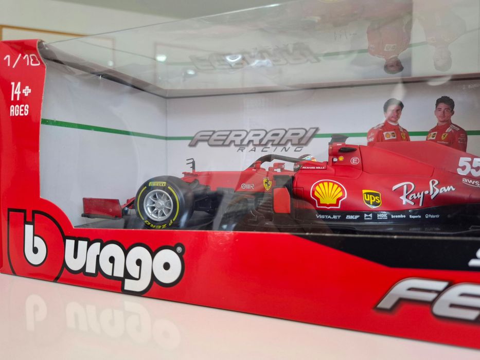 Burago - Ferrari SF21 - Carlos Sainz 55 - 1/18