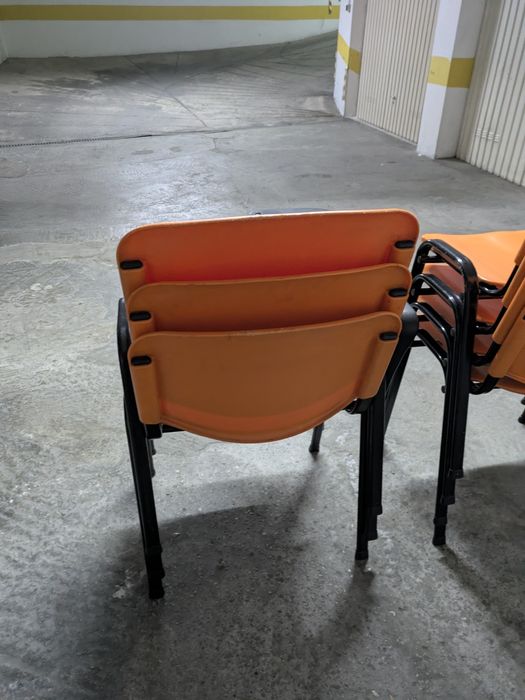 Cadeiras para formação com palmatória