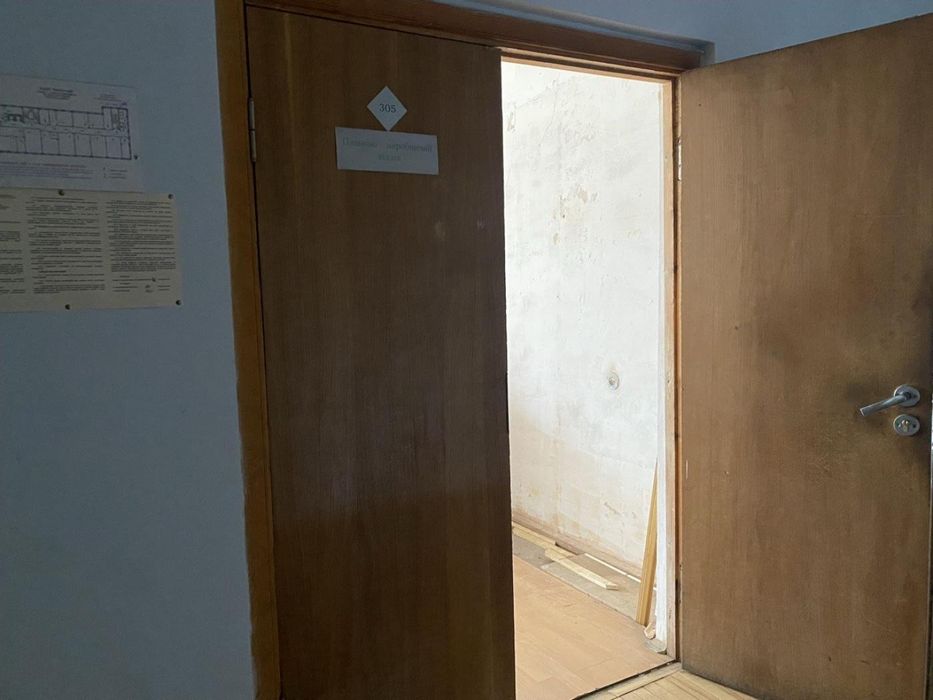 Оренда на вул.Михайла Коцюбинського 1 офісу на 36,2 м², від власника - Вид 4
