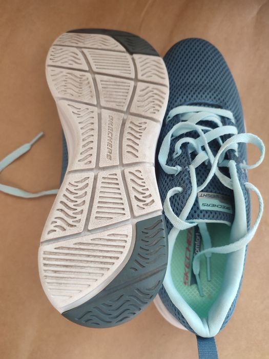 26cm 40 39 Skechers buty do biegania Arch Comfort