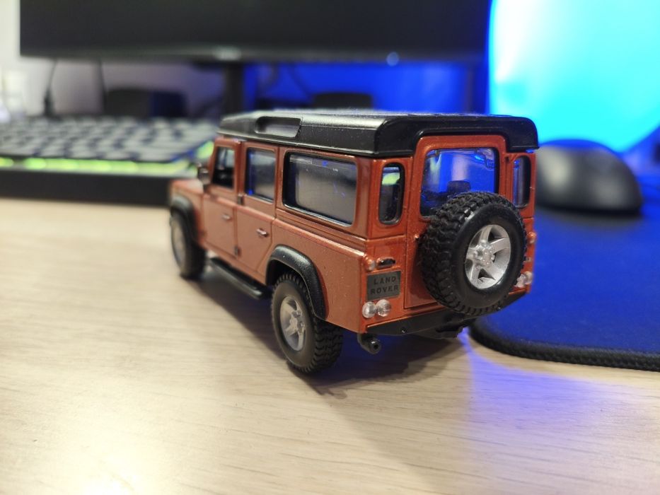 Bburago Land Rover Defender