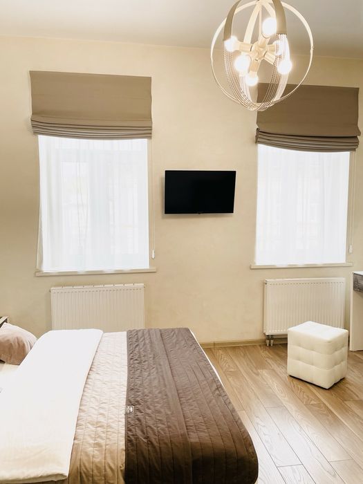 ЖД, Центр. Погодинно.Подобово.Помісячно