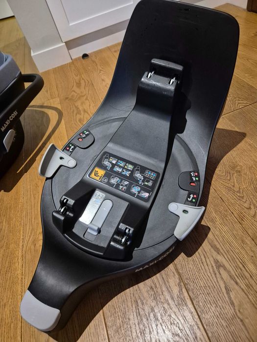 Maxi-Cosi Pebble 360 + baza
