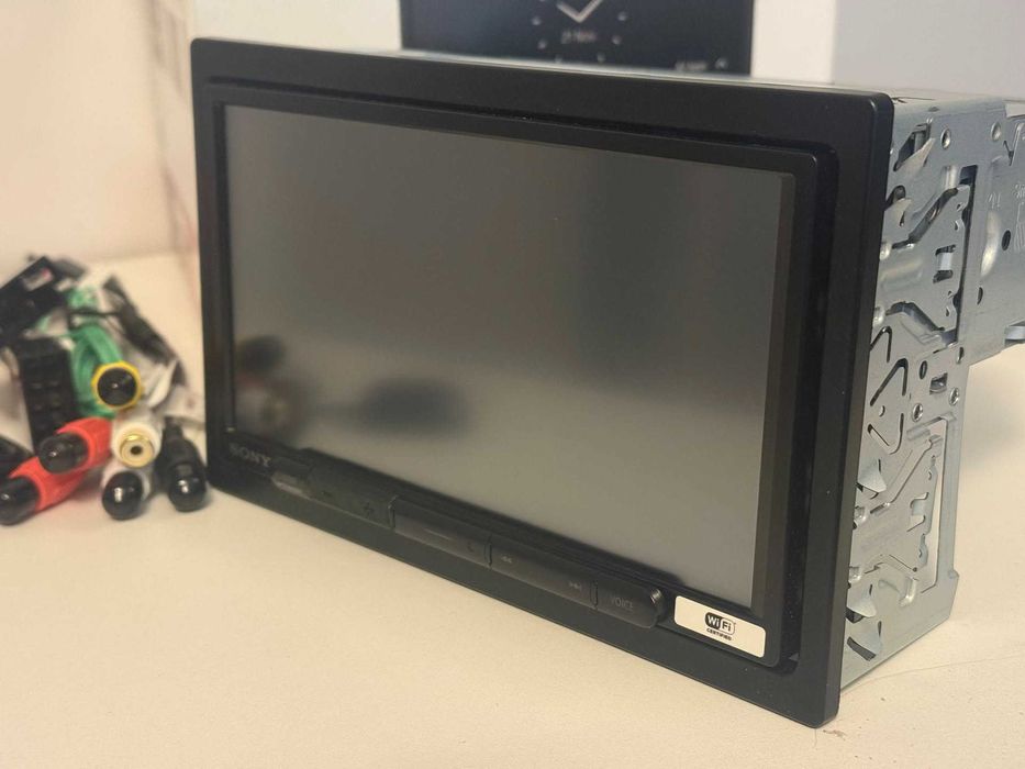 Sony XAV-AX4050 – Wireless Apple CarPlay / Android Auto / DAB+ / Bluetooth