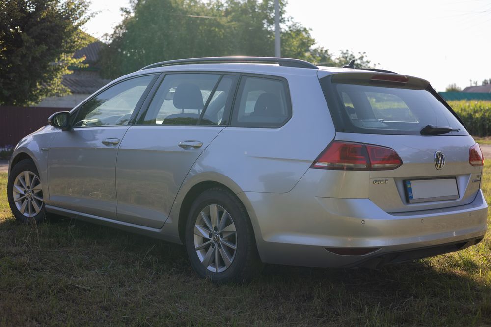 Volkswagen Golf VII TDI bluemotion 1.6