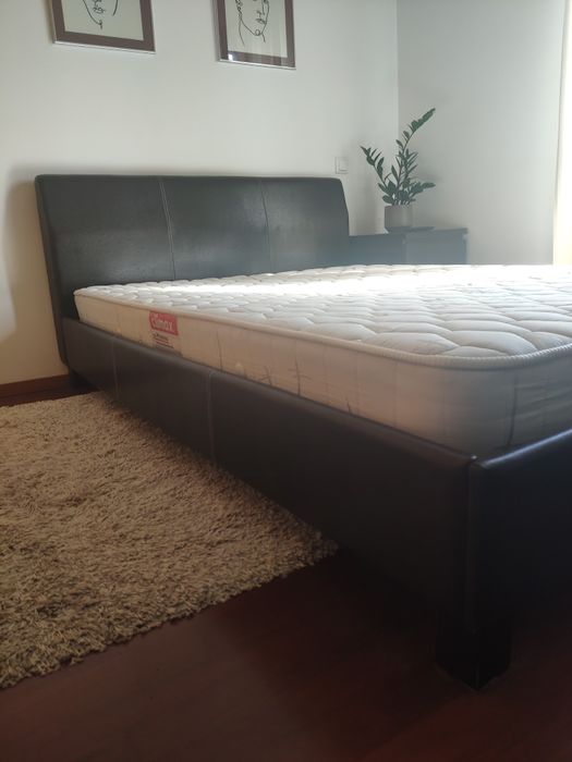 Cama 1,50cmx2,15cm