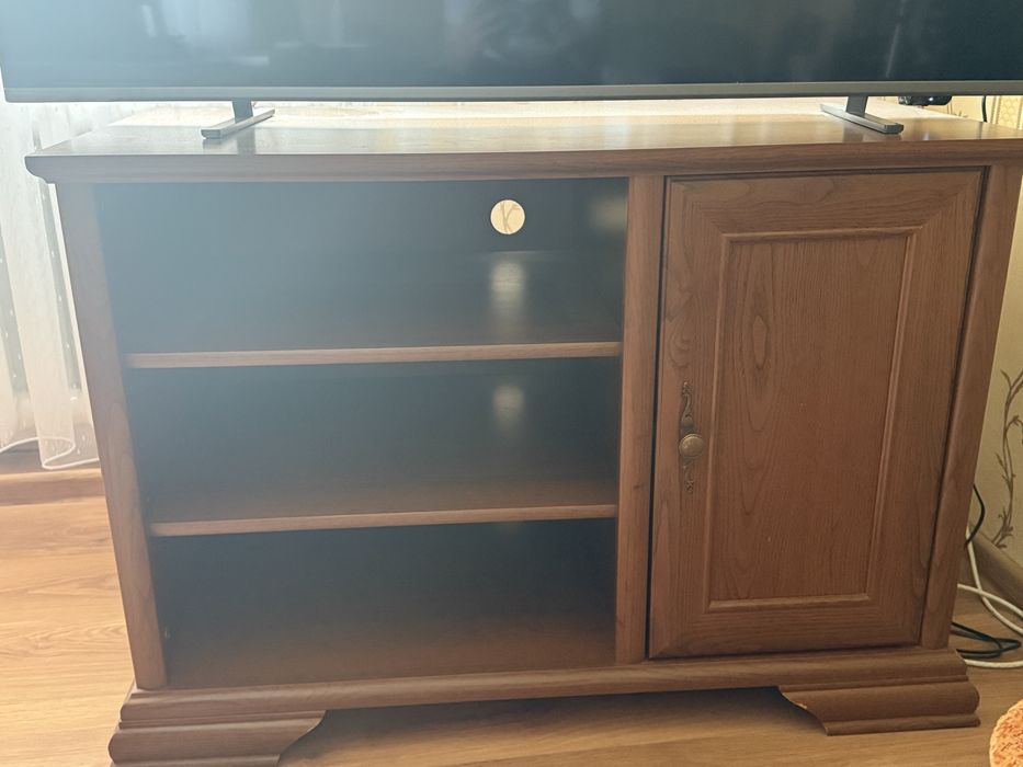 Szafka pod telewizor
