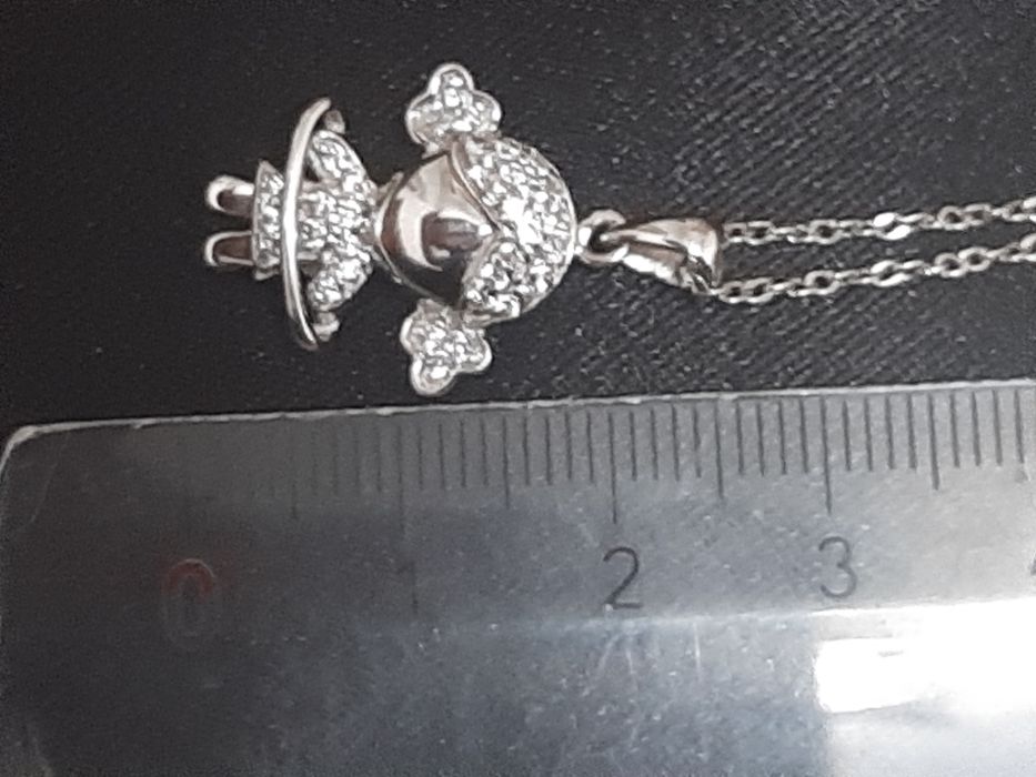 Colar com pengente,prata