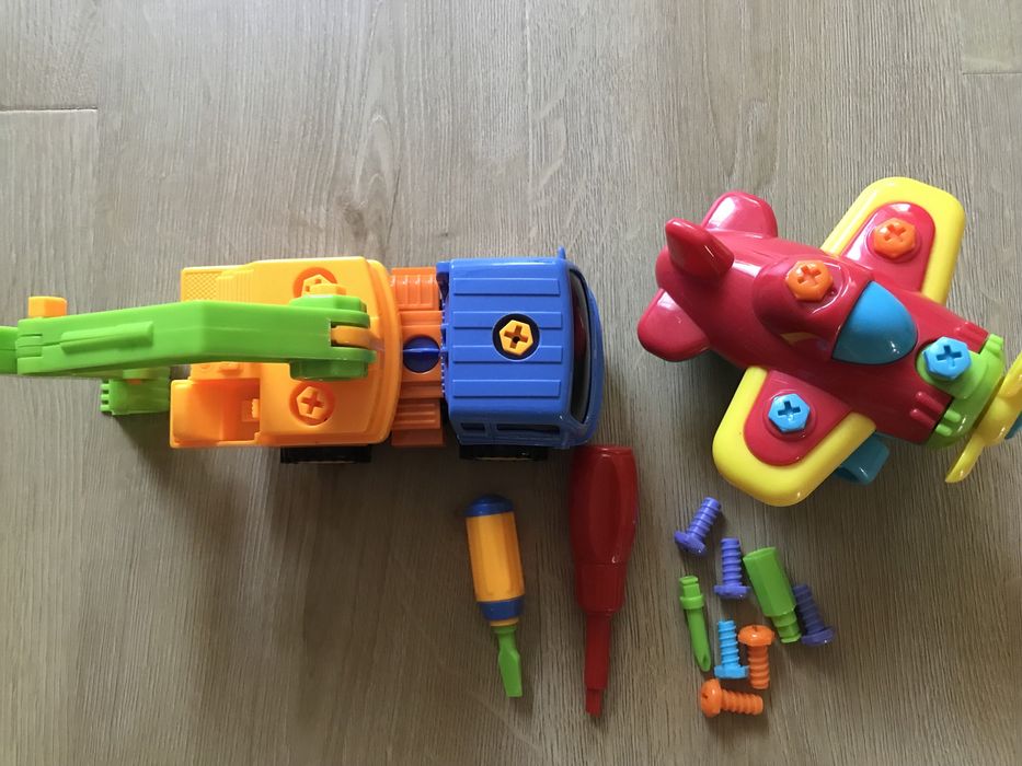 Autka samochody do skręcania 2 szt.