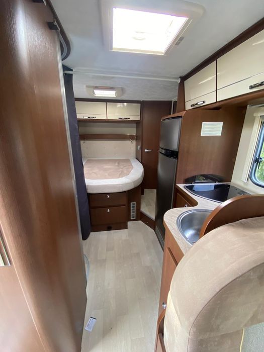 Autocaravana roller team Ford