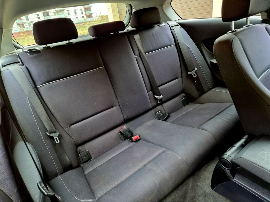 BMW e87 120d 220KM 2010r